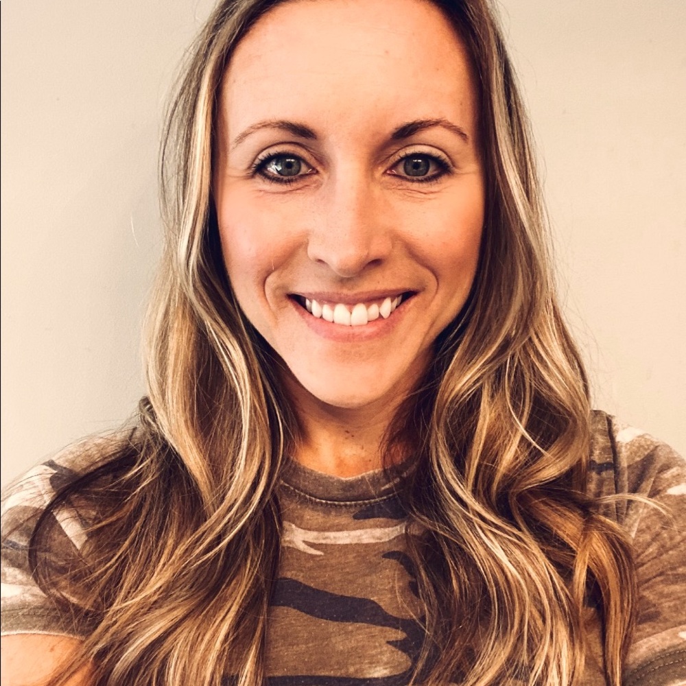 Meet your Posher, Mandy
